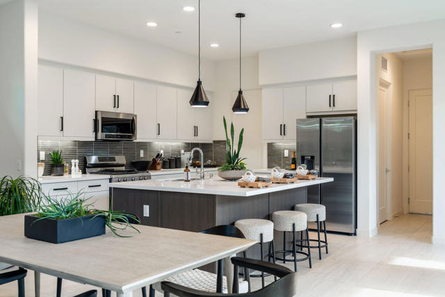 80034 Champions Way, La Quinta CA: https://media.crmls.org/mediaz/255c47f5-25c4-4a6b-8a6c-1f90fdccac1b.jpg