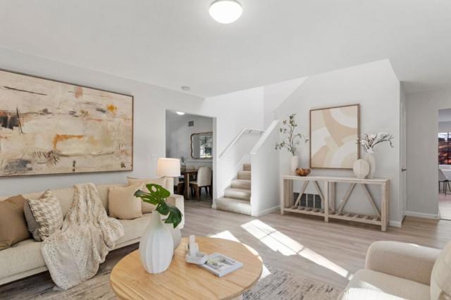 2627 Ohio Avenue, Redwood City CA: https://media.crmls.org/mediaz/255c4dfe-f62f-45fe-b807-ce38d3080860.jpg