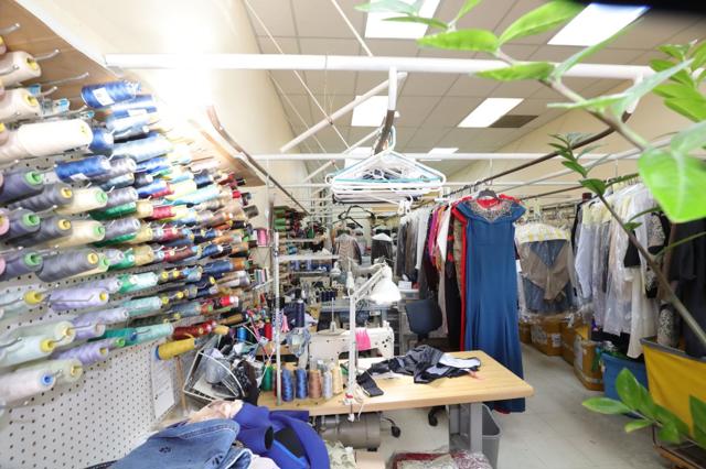 1659 1659 Branham Lane, San Jose CA: https://media.crmls.org/mediaz/255d5f78-48ba-4ec3-95f1-3b211ce2fe16.jpg