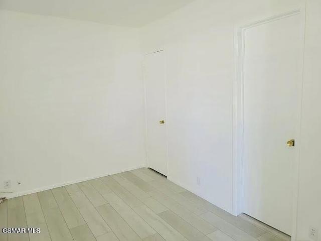 1574 Norwich Avenue, Thousand Oaks CA: https://media.crmls.org/mediaz/255da825-6f3f-4d40-98ee-762aa83386fa.jpg