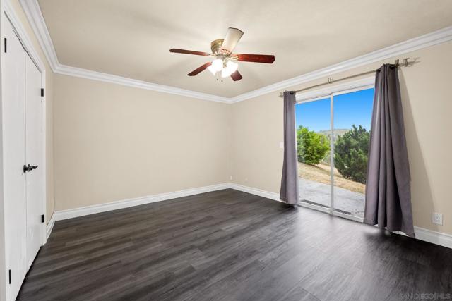 1973 Kinross Ct, Escondido CA: https://media.crmls.org/mediaz/255e5afc-9ce7-4554-9852-6afbabf3944b.jpg
