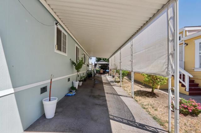 200 Ford Rd, San Jose CA: https://media.crmls.org/mediaz/255e863c-3fbb-4f20-9a80-70634649ac4d.jpg