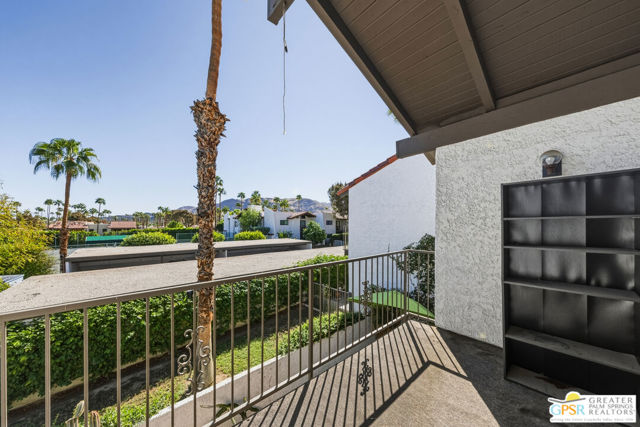 2240 S Palm Canyon Drive #24, Palm Springs, CA 92264