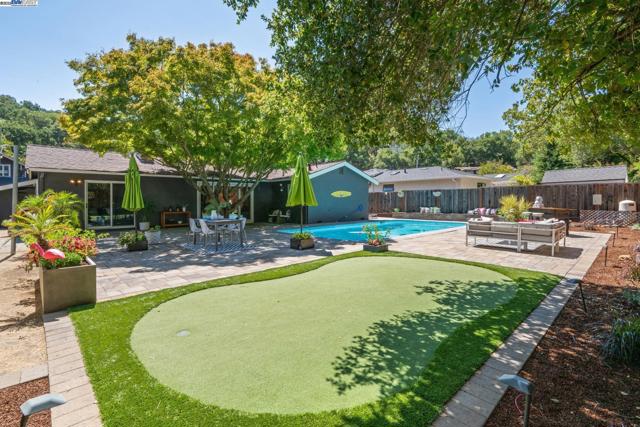 3434 LITTLE LANE, Lafayette CA: https://media.crmls.org/mediaz/2560af67-51fd-4b68-8628-75939a706d14.jpg