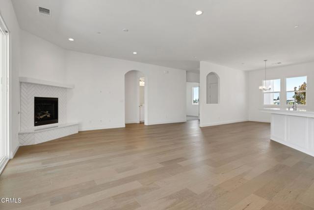 8707 Kenwick Street, Bakersfield CA: https://media.crmls.org/mediaz/25613c22-b52a-4c25-b632-6e8f06c00c79.jpg