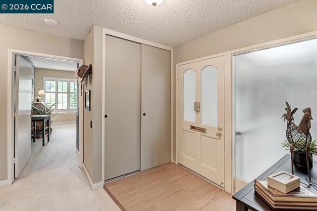1301 Leisure Ln, Walnut Creek CA: https://media.crmls.org/mediaz/2561490a-9a31-4625-9d33-54f5053a0a11.jpg