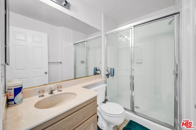 23234 Valerio Street, West Hills CA: https://media.crmls.org/mediaz/25625274-cfb4-49c9-a302-4f0b347142e4.jpg