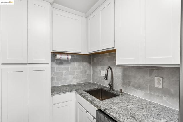 2044 Sierra Rd., Concord CA: https://media.crmls.org/mediaz/256297e6-7e06-455c-b7c3-6db00896d81f.jpg