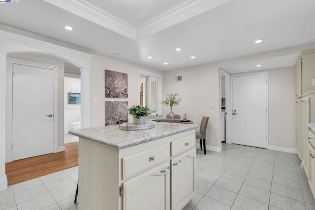 39478 Zacate Ave, Fremont CA: https://media.crmls.org/mediaz/2562accc-9515-4c4d-b980-55d9d8d1a0d5.jpg