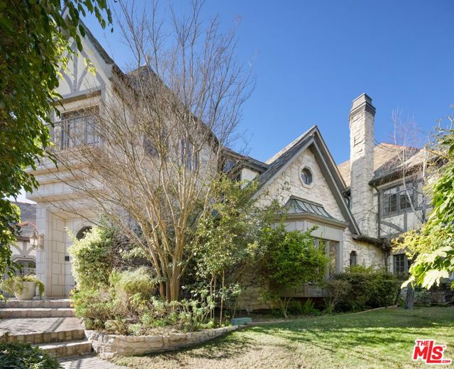 Drew Fenton | 1041 Somera Road Los Angeles CA | MLS: 7410994 Drew Fenton | 1041 Somera Road Los Angeles CA | MLS: 7410994
