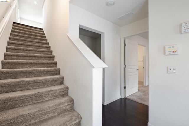 Image 7 of 58 For 16306 Ridgehaven Dr  Unit 104