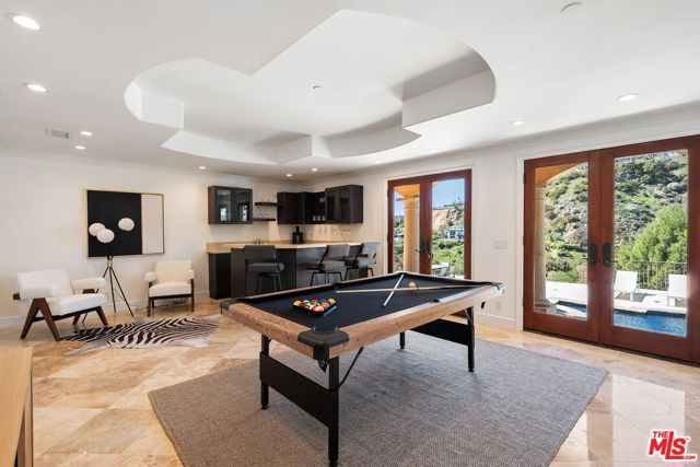 8027 Floral Avenue, Los Angeles CA: https://media.crmls.org/mediaz/25647f64-bb91-4cfa-a55d-081074b068d2.jpg