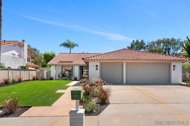 1127 Santa Rufina Court, Solana Beach CA: https://media.crmls.org/mediaz/256492ec-77d4-4e92-befb-58339fac4f82.jpg