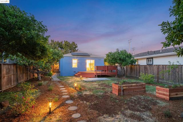 209 Behrens St, El Cerrito CA: https://media.crmls.org/mediaz/2564b7a7-6007-4296-877d-d4e51e7fbb2c.jpg