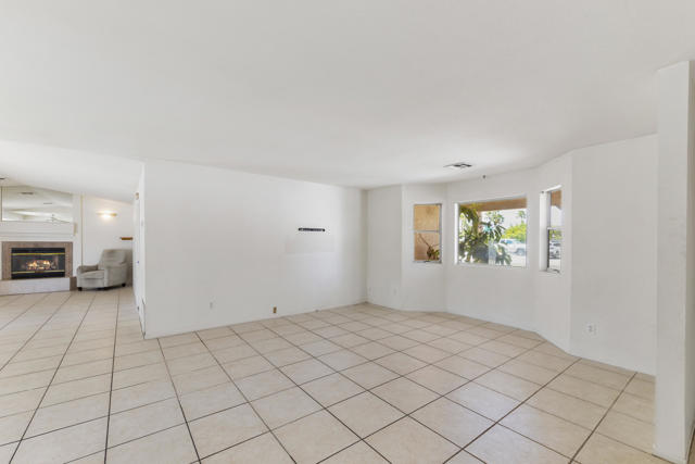 2643 E Venetia Road, Palm Springs CA: https://media.crmls.org/mediaz/2565d1f7-bc1d-4b17-9f2e-eba9f0773cc6.jpg