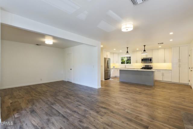 Detail Gallery Image 16 of 36 For 7580 Mcgroarty Ter, Tujunga,  CA 91042 - 3 Beds | 2 Baths