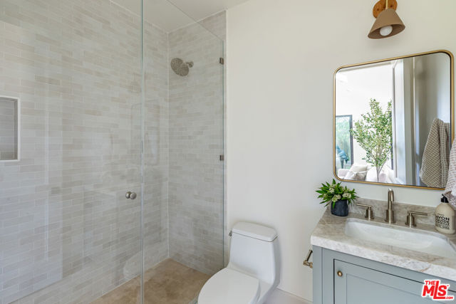 3745 May Street, Los Angeles CA: https://media.crmls.org/mediaz/2566d24c-1c67-4295-a452-c62a825bdfca.jpg