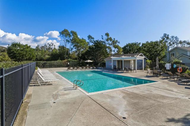 Image 38 of 43 For 2835 Hillsboro Ct