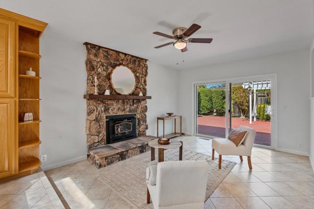 471 Marks Drive, Hollister CA: https://media.crmls.org/mediaz/25681dba-ebe6-473c-a19b-96588651658a.jpg