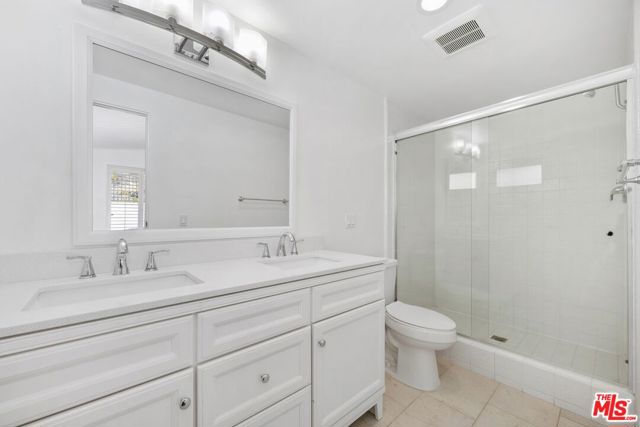1224 El Hito Circle, Pacific Palisades CA: https://media.crmls.org/mediaz/25692ba1-5fe9-4f09-a283-d283863057ce.jpg