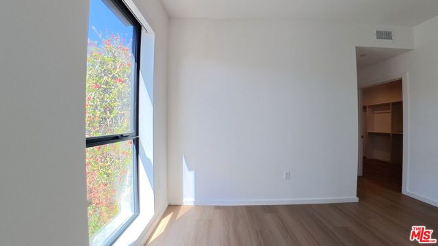 5119 Colfax Avenue, 203 photo 13