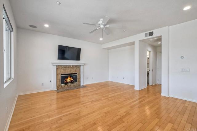 5478 Alexandrine Court, Oceanside CA: https://media.crmls.org/mediaz/25698fd1-12bf-4fc0-ac14-1c5551a18491.jpg