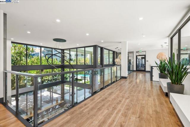 Image 23 of 52 For 45378 Tom Blalock St  202