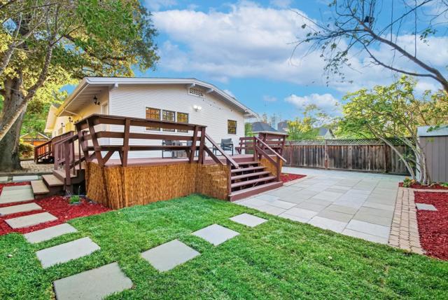 321 Johnson Avenue, Los Gatos CA: https://media.crmls.org/mediaz/256a5a2e-257d-4f6a-8e81-6a8f8a07ab7d.jpg