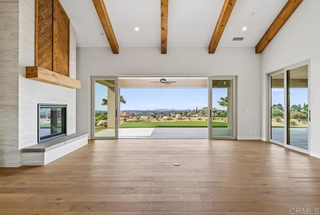 3066 Via Montevina, Fallbrook CA: https://media.crmls.org/mediaz/256a7099-564c-4dd2-8696-2beda4a7b477.jpg