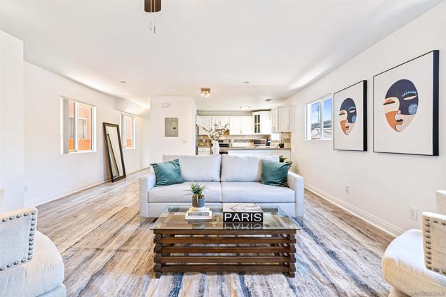 2418 W Lincoln St, Long Beach CA: https://media.crmls.org/mediaz/256ace7e-3e10-46b3-9261-00f42ab7d65f.jpg