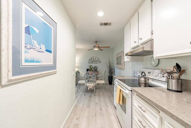 2820 N Arcadia Court, Palm Springs CA: https://media.crmls.org/mediaz/256b326f-8de3-4f6f-95c4-91f70829b6f6.jpg