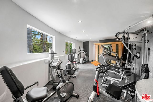 28177 Rey De Copas Lane, Malibu CA: https://media.crmls.org/mediaz/256b818c-7637-42e8-b8fe-c158b6e779da.jpg