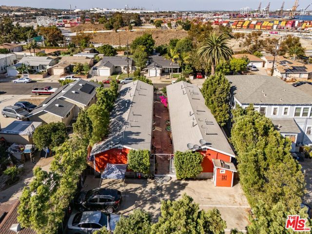 349 W Amar Street, San Pedro CA: https://media.crmls.org/mediaz/256ba9d4-ee6a-4ba9-9707-31cd2aea428b.jpg