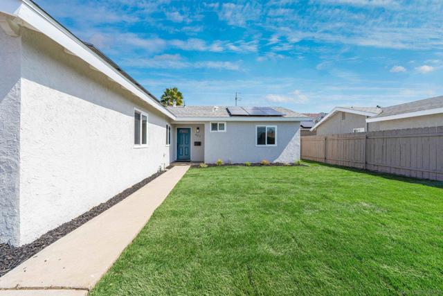 427 Bluegrass St, San Diego, California 92114, 3 Bedrooms Bedrooms, ,1 BathroomBathrooms,Single Family Residence,For Sale,Bluegrass St,250020906SD