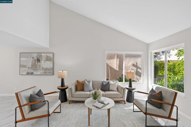 2916 Sombrero Circle, San Ramon CA: https://media.crmls.org/mediaz/256dae69-3c17-4e76-95d4-2ae7882f464a.jpg