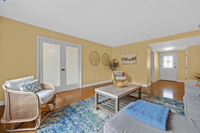 Image 8 of 36 For 36223 Pecan Ct
