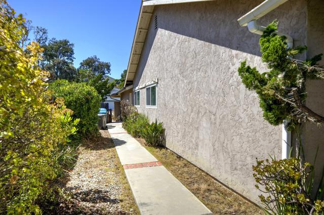 Detail Gallery Image 25 of 38 For 1824 Portofino Dr, Oceanside,  CA 92054 - 3 Beds | 2 Baths