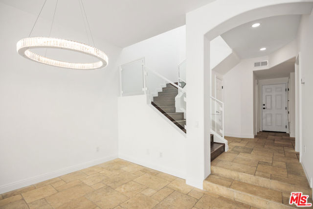 6436 Lunita Road, Malibu CA: https://media.crmls.org/mediaz/256e81b7-3f41-44e5-b7c5-5968d3fbf73a.jpg