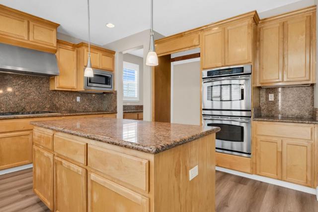 3099 Hastings Way, San Ramon CA: https://media.crmls.org/mediaz/256eaad0-fc74-4284-9cb0-3f2b542a2872.jpg