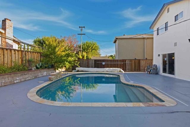 1702 Mount Rushmore Drive, San Jose CA: https://media.crmls.org/mediaz/256ffc4e-57a7-4b25-898a-211b5f0d2c36.jpg