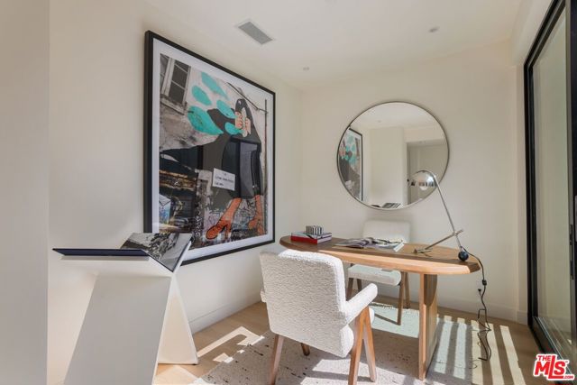 925 Hilldale Avenue, West Hollywood CA: https://media.crmls.org/mediaz/257012b8-09fd-4479-b558-1e8ebc2ab8f0.jpg