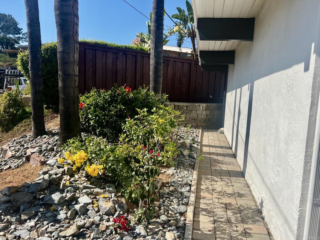 2550 Aster St - photo 15