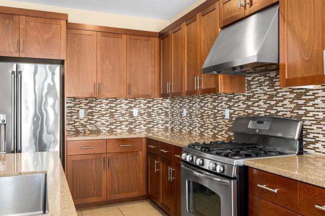 9881 Rancho Hills Drive, Gilroy CA: https://media.crmls.org/mediaz/25702f2d-d168-43c5-b488-9aaf6edeb247.jpg