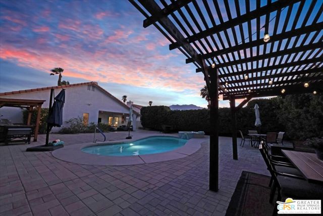 68660 Concepcion Road, Cathedral City CA: https://media.crmls.org/mediaz/2570a9f8-e2c1-4fa0-983a-5a8408f52788.jpg