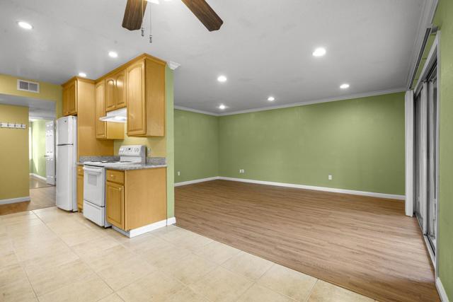 312 Tradewinds Drive, San Jose CA: https://media.crmls.org/mediaz/2570f8c6-0a6d-4063-b4e6-14d824e3261a.jpg