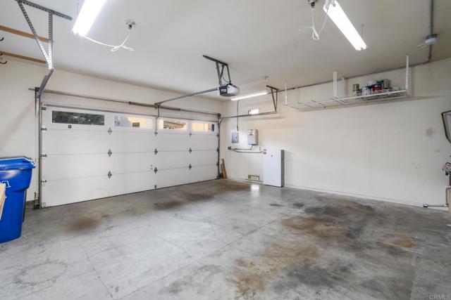 5968 Caminito De La Taza, San Diego CA: https://media.crmls.org/mediaz/2571ce4e-9d35-4c2f-bfc4-eb031a31d114.jpg