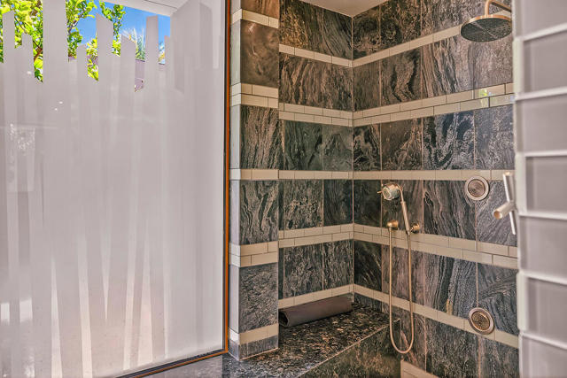 9 Rockcrest, Rancho Mirage CA: https://media.crmls.org/mediaz/2572426b-1f8d-4f75-abe3-fc3b53f9cfe4.jpg