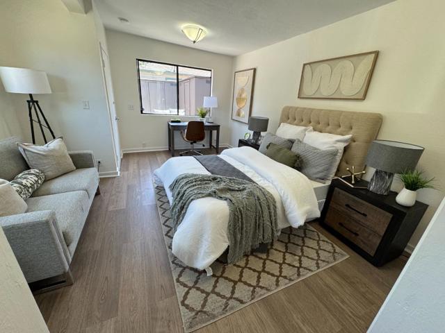 1308 Oxford Street, Redwood City CA: https://media.crmls.org/mediaz/25727e4d-3c81-4ede-a25c-a4f8cead67f3.jpg