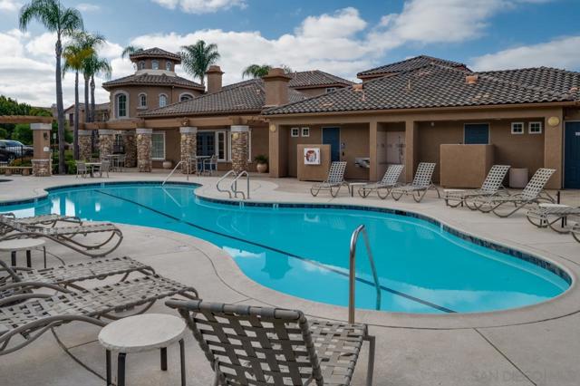 12665 Creekview Dr, San Diego CA: https://media.crmls.org/mediaz/257328f5-f39e-4ac2-aa1a-11ef9cbfe831.jpg