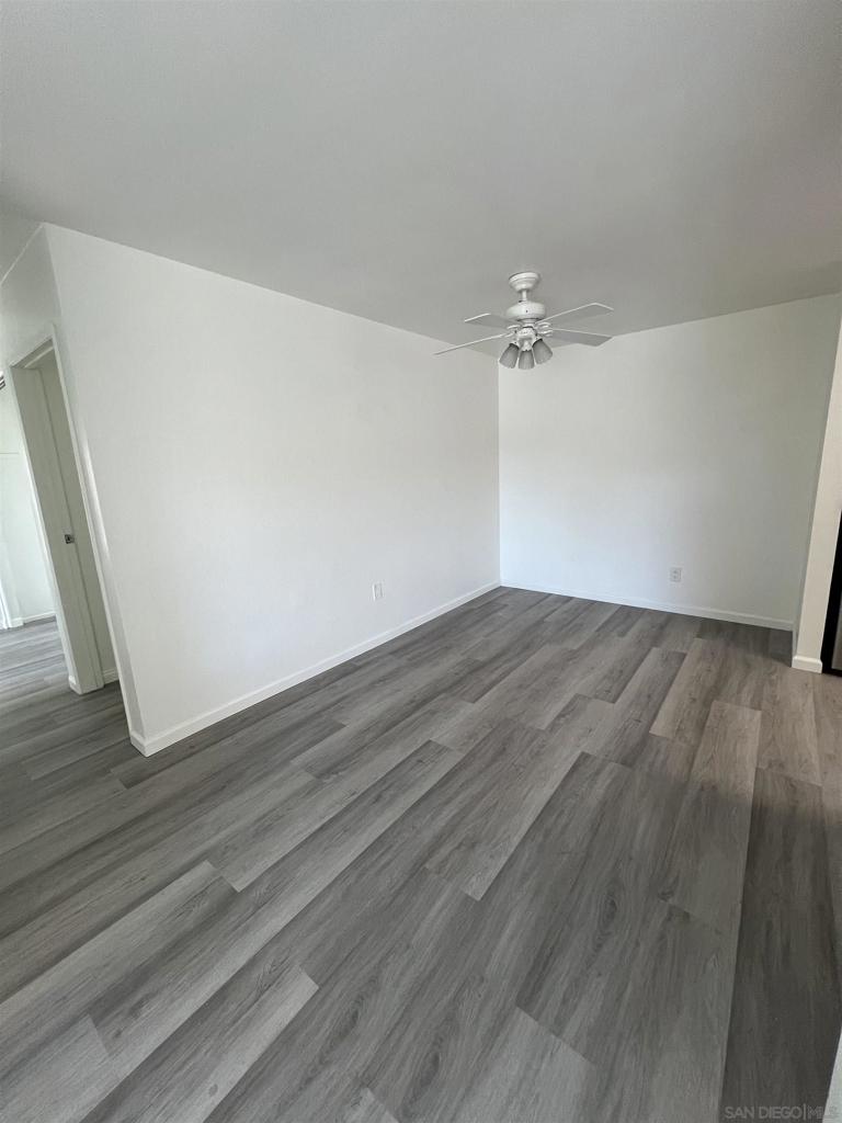 521 Sandalwood Pl - photo 5
